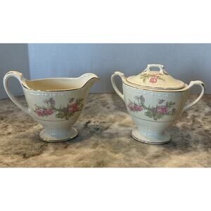 Homer Laughlin Fine China Georgian Eggshell Countess Covered Sugar and Creamer